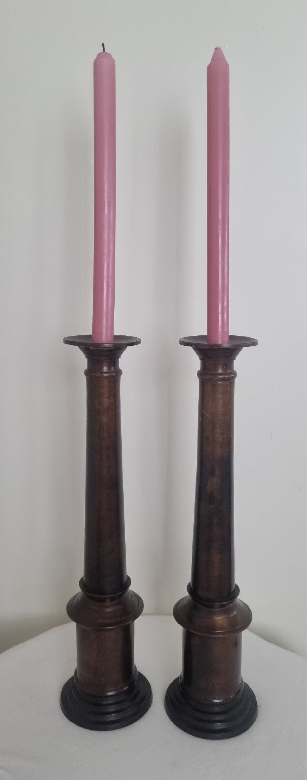 Paar Fennando Messing gepatineerde kandelaars, Ophalen of Verzenden, Koper of Brons