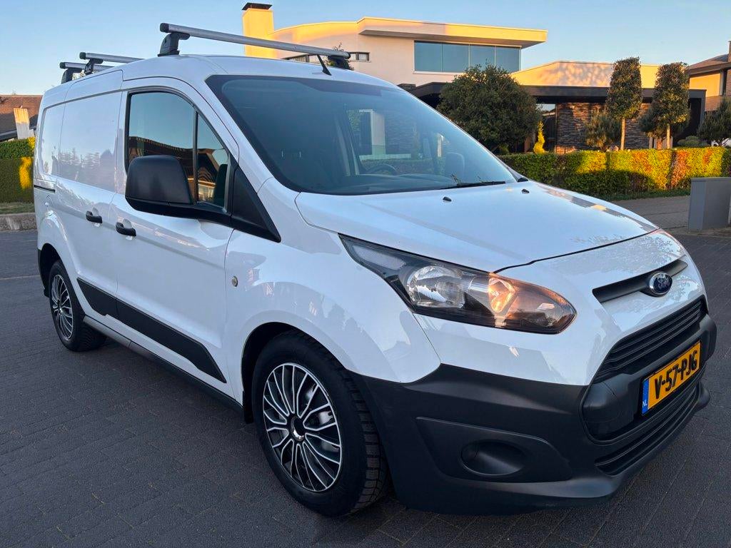 Ford TRANSIT CONNECT 1.0 Ecoboost L1 benzine airco marge, Voorwielaandrijving, Euro 5, Gebruikt, Zwart