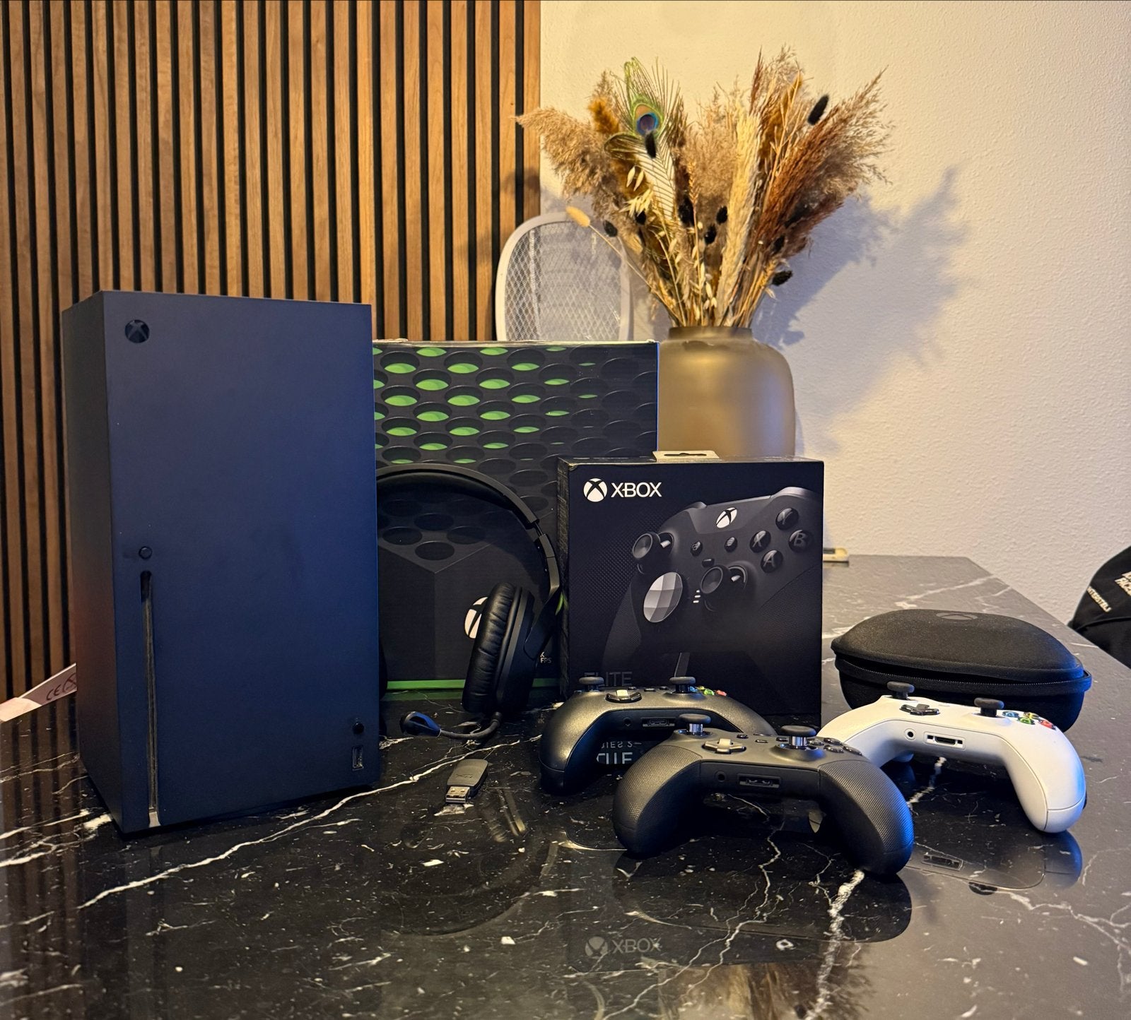 Xbox Series X Bundel met Controllers, Headset en Games