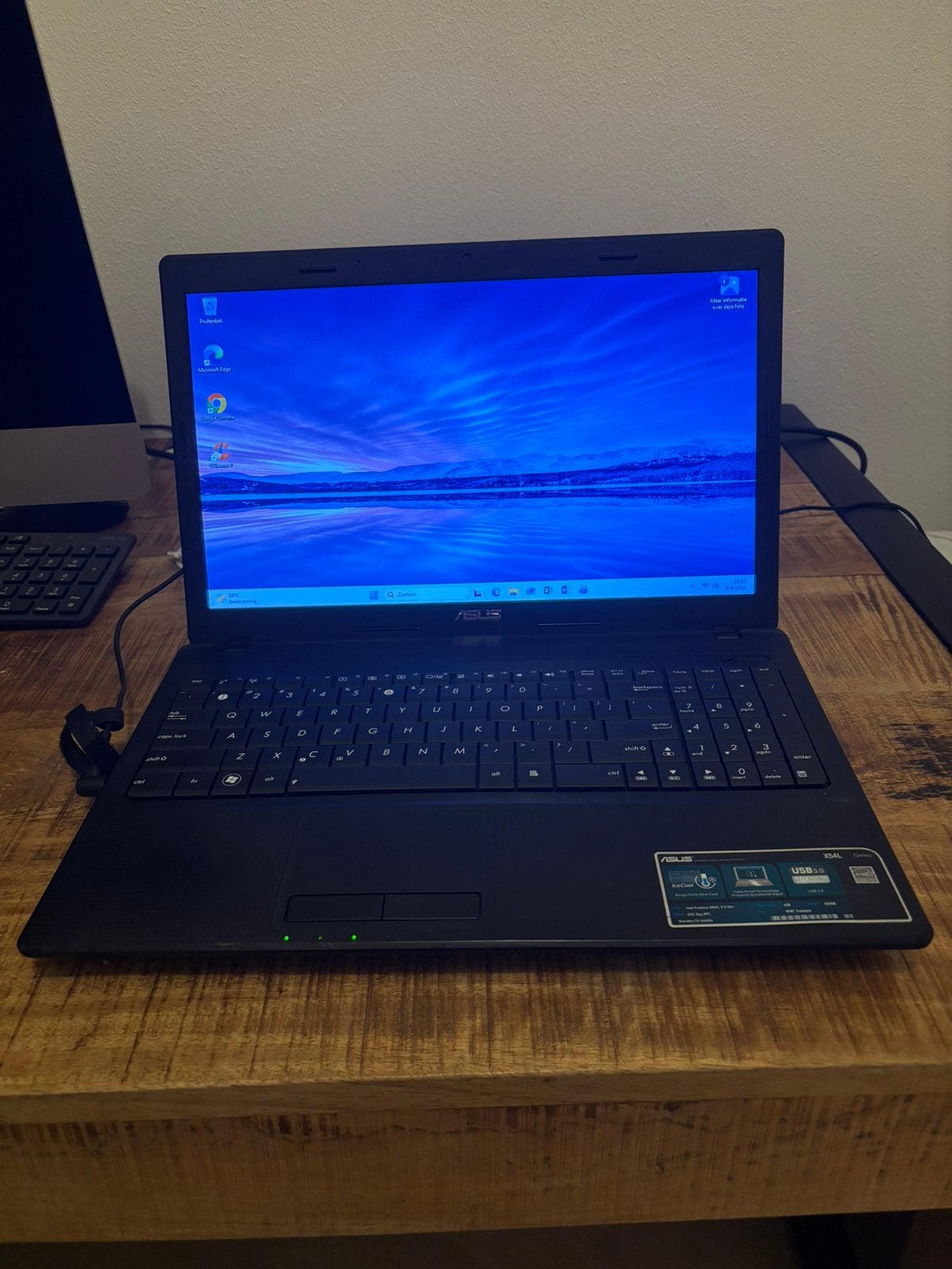 Asus I5 laptop, Ophalen of Verzenden, Zo goed als nieuw, 15 inch, 2 tot 3 Ghz