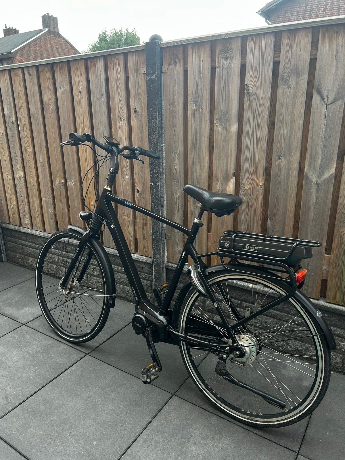 Giant elektrische herenfiets met Yamaha middenmotor, Minder dan 30 km per accu, Gebruikt, 59 cm of meer, Giant