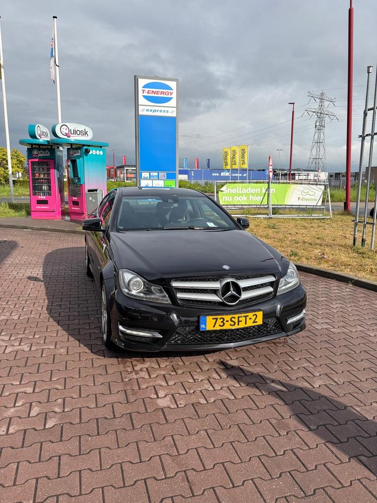 Mercedes-Benz C-Klasse 1.8 C180 Kompr Sportcoupe 2011, Auto's, Achterwielaandrijving, 1800 kg, Zwart, 4 stoelen