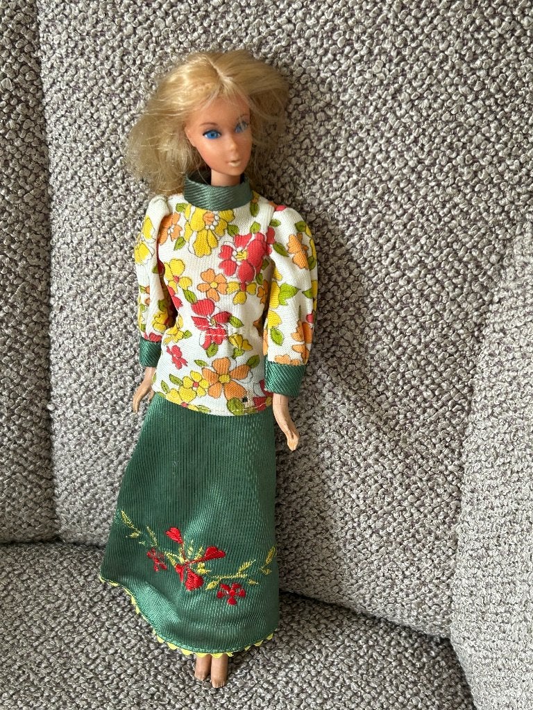 Vintage walking barbie Mattel 1967, Ophalen of Verzenden, Gebruikt, Fashion Doll