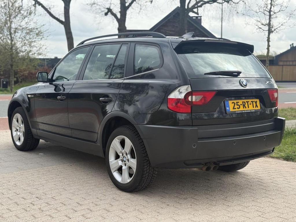BMW X3 3.0i Automaat Airco Cruise PDC, Automaat, Gebruikt, 2000 kg, Zwart