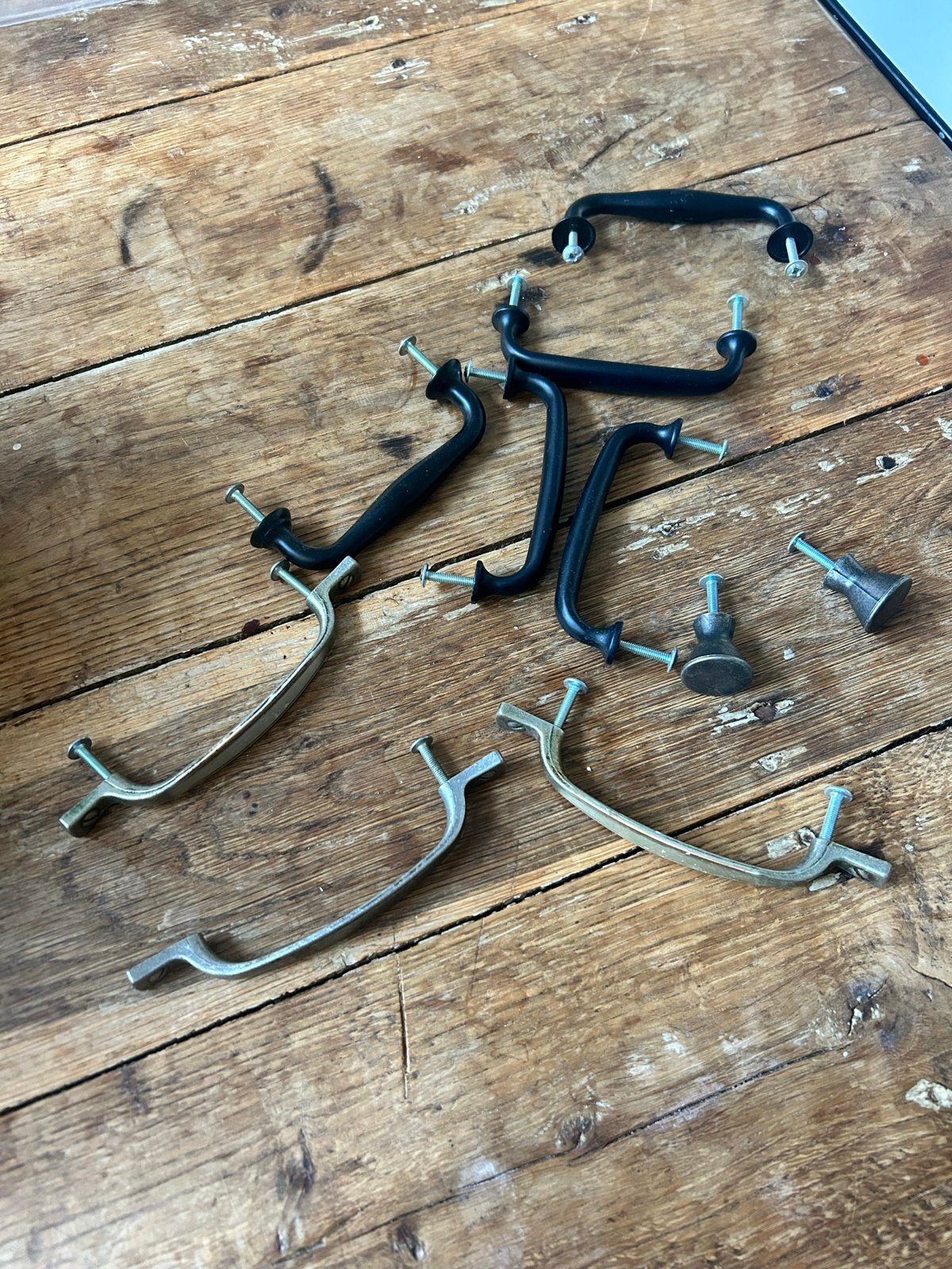 Diverse handgrepen en knoppen voor meubels, Ophalen, Gebruikt