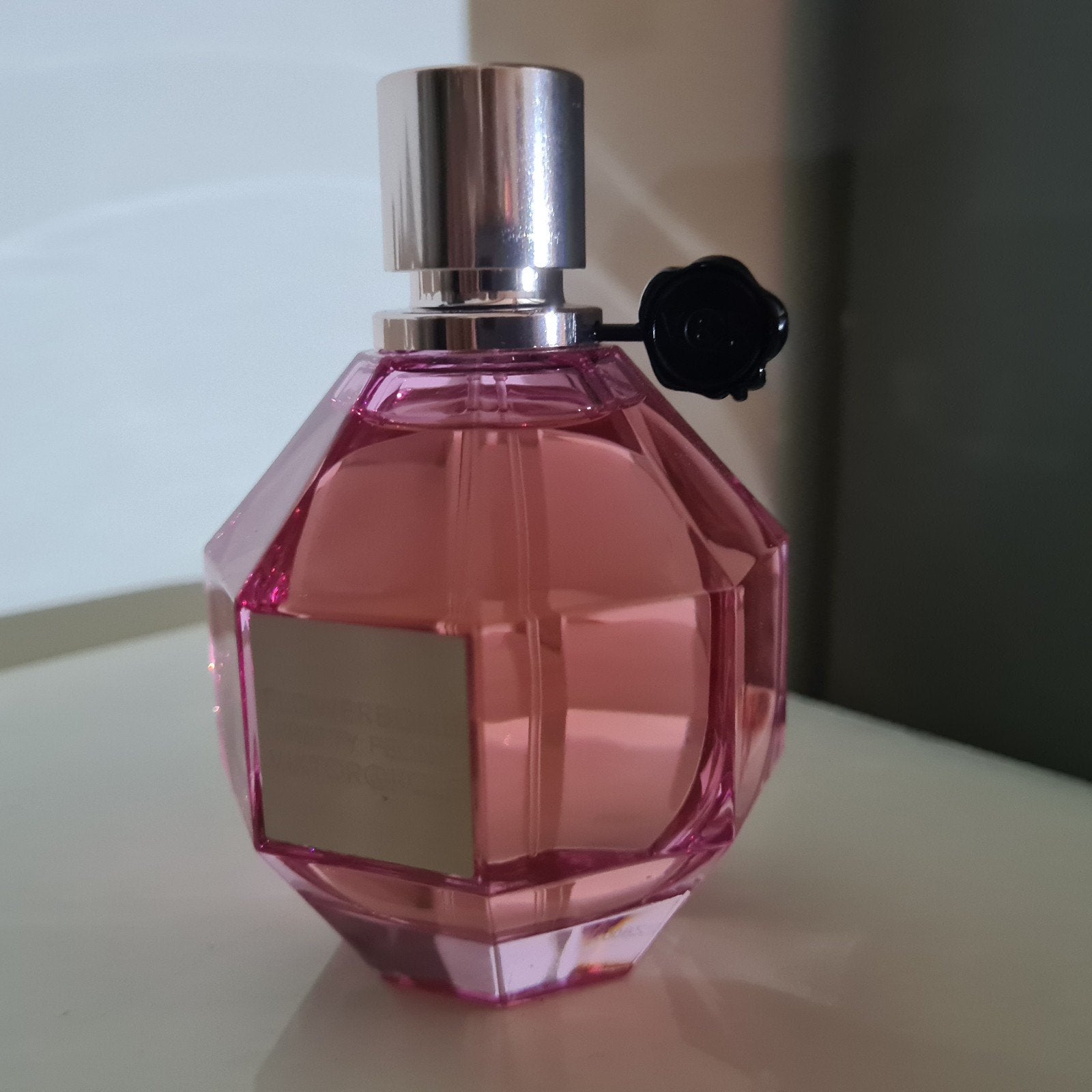 100 ml flowerbomb pretty peony eau de parfum viktor & rolf, Ophalen of Verzenden, Nieuw