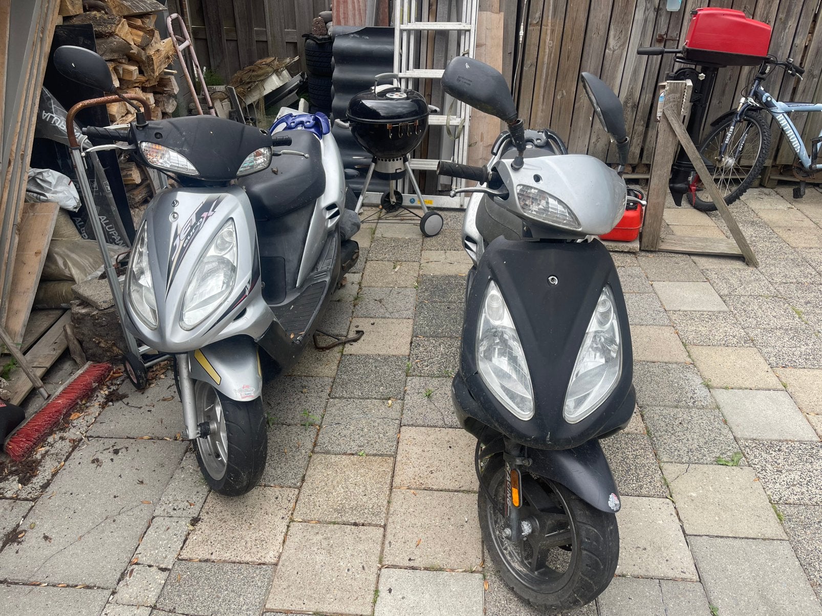 Sym jet euro x.    2x plus onderdelen, Ophalen, Gebruikt