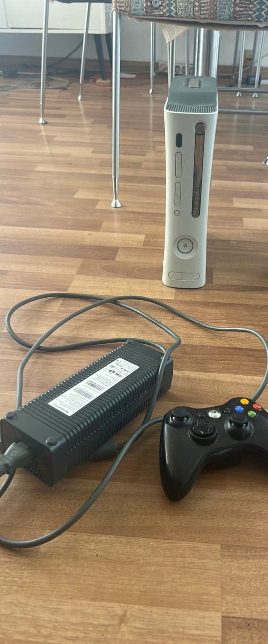 Xbox 360 en Ps4 (los verkrijgbaar) met controllers., Ophalen, Online, Overige genres, 2 spelers