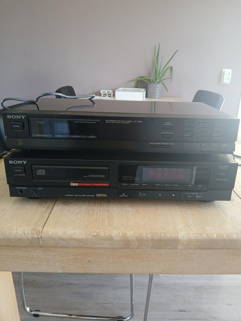 Sony CD-speler CDP-170 en Tuner ST-JX661, Ophalen of Verzenden, Gebruikt, Sony, Met radio