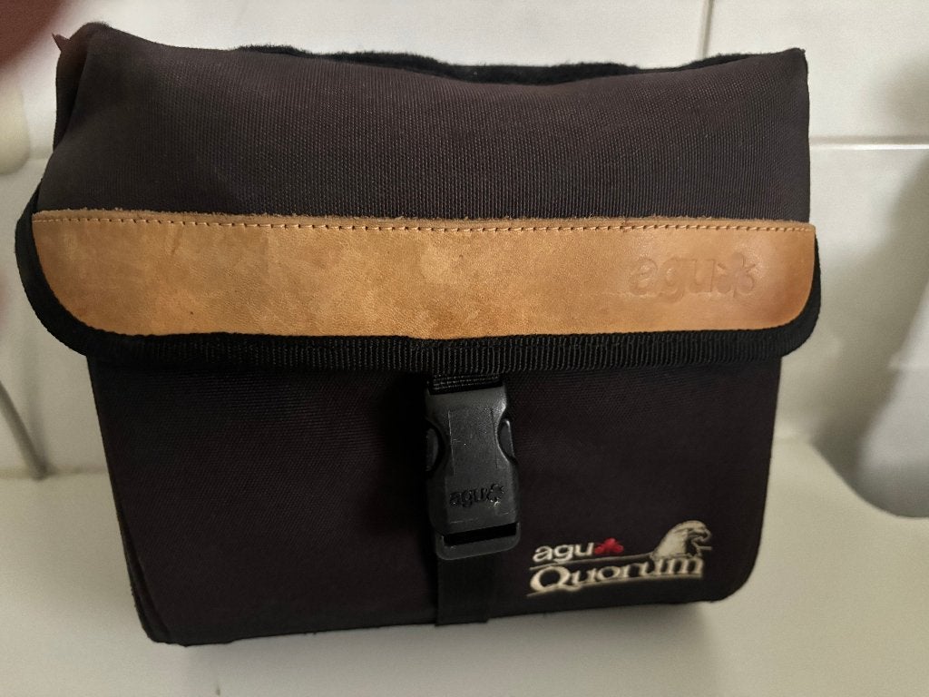 AGU Quorum stuurtas met Klic-fix bevestiging, Ophalen, Gebruikt, AGU