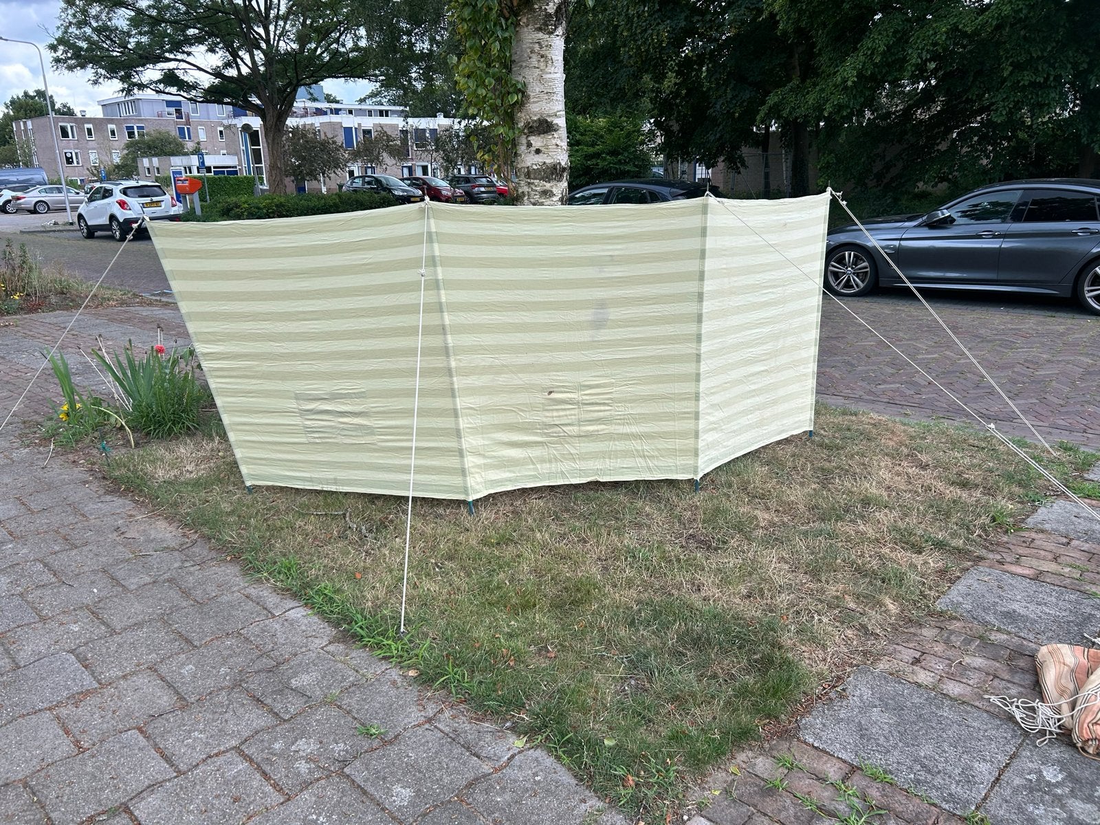 Vintage / retro windscherm - Geel gestreept, Caravans en Kamperen, Windschermen, Ophalen of Verzenden, Gebruikt