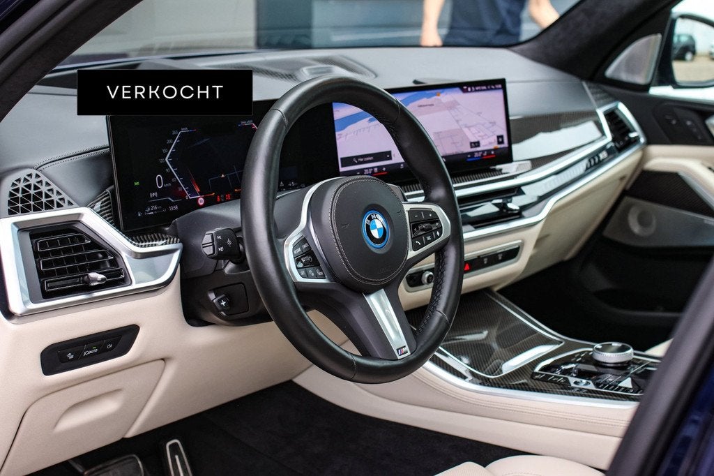 BMW X5 XDrive50e M-Sport Pro *Sky-Lounge*B&W*Soft-Close*Mass, Gebruikt, X5, 2395 kg, Blauw