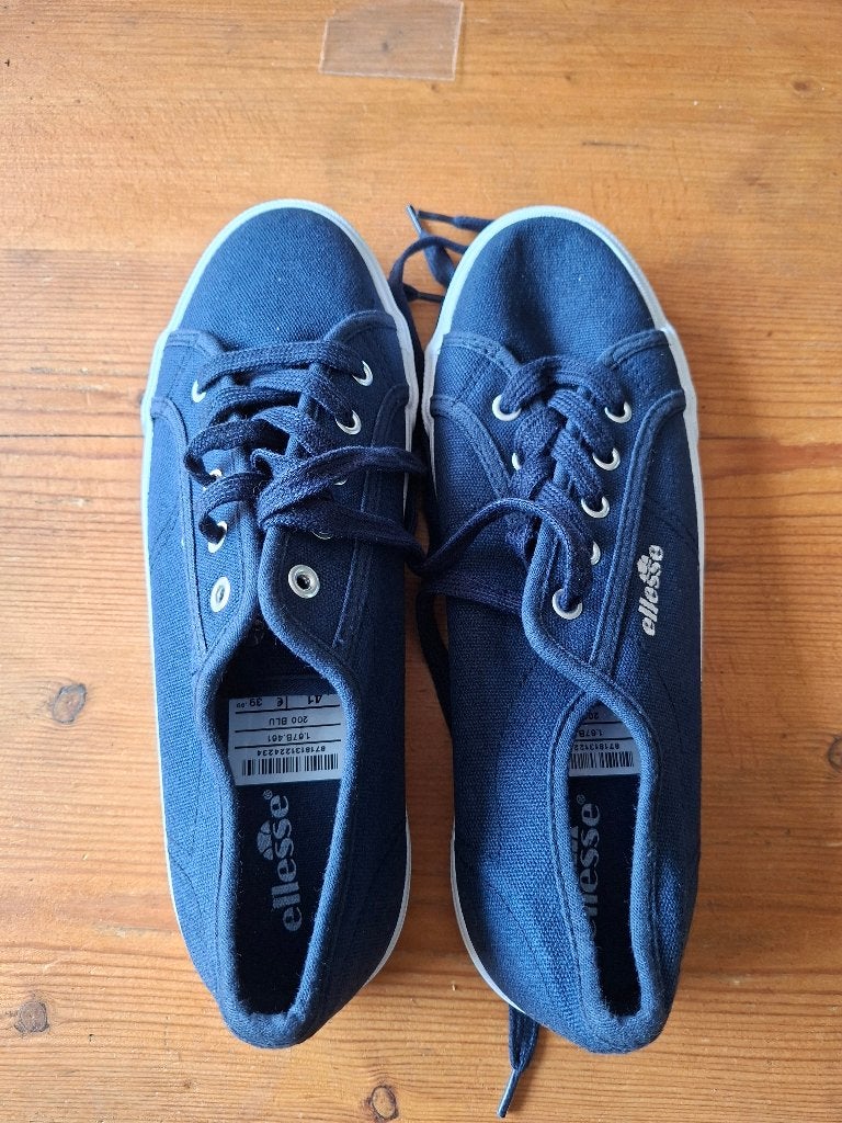 Donker blauwe linnen schoen Ellesse, Ophalen, Ellesse, Blauw, Nieuw