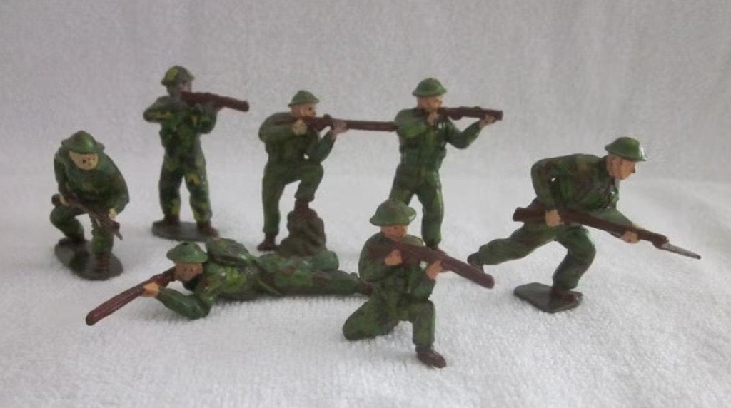 7 Timpo Toys? 1950 soldaten WWII metaal(lood) 6 cm., Ophalen of Verzenden