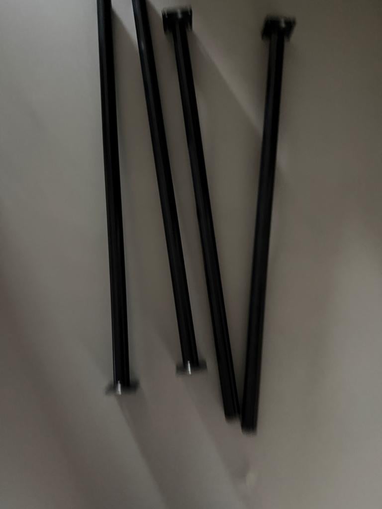 Vier zwarte metalen poten 80 cm hoog rond, Huis en Inrichting, Ophalen, Rond, 50 tot 100 cm