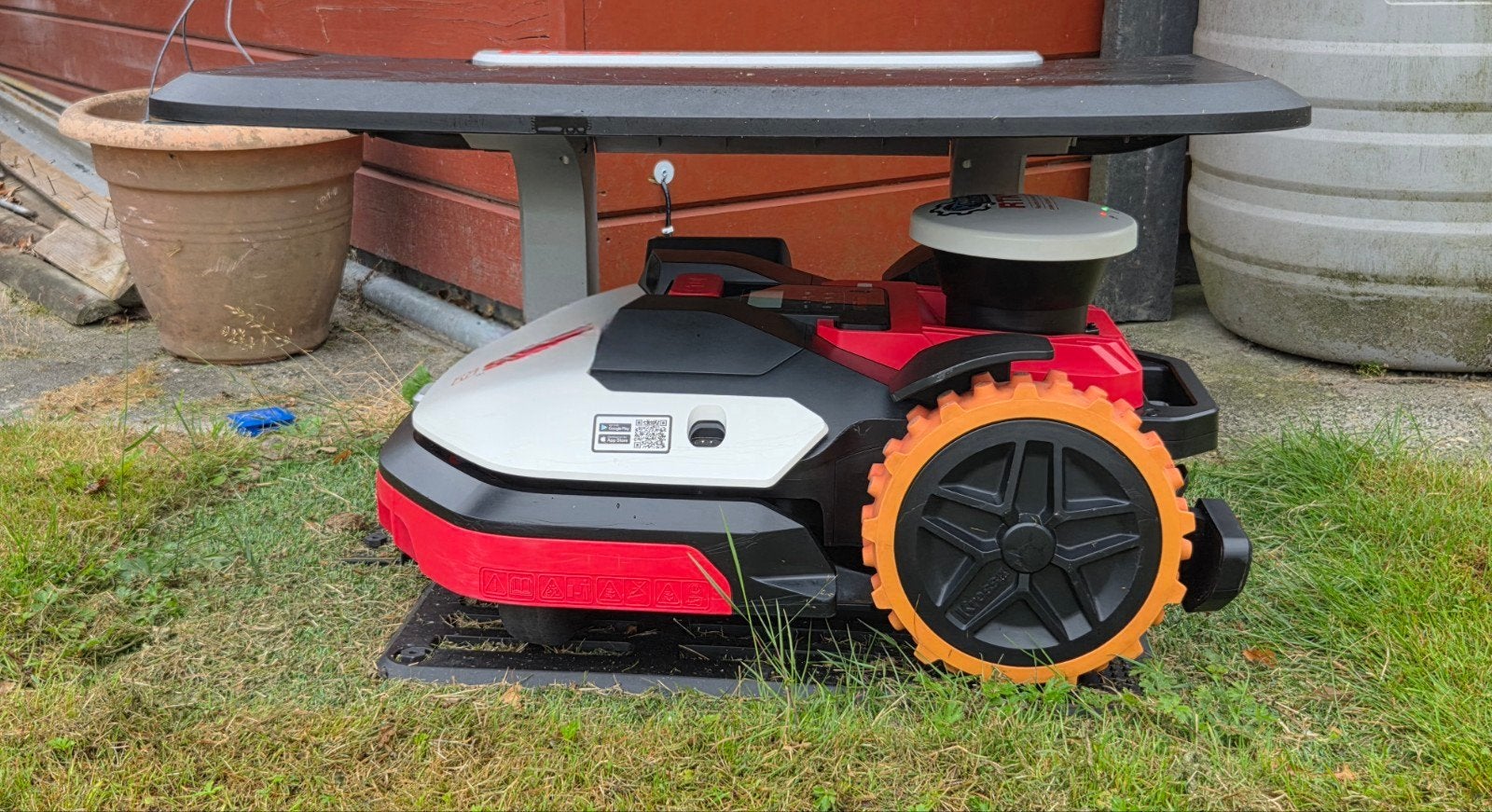 Kress KR160E RTKⁿ Robotmaaier + Garage | Slechts 188 uur!, Ophalen, Minder dan 30 cm