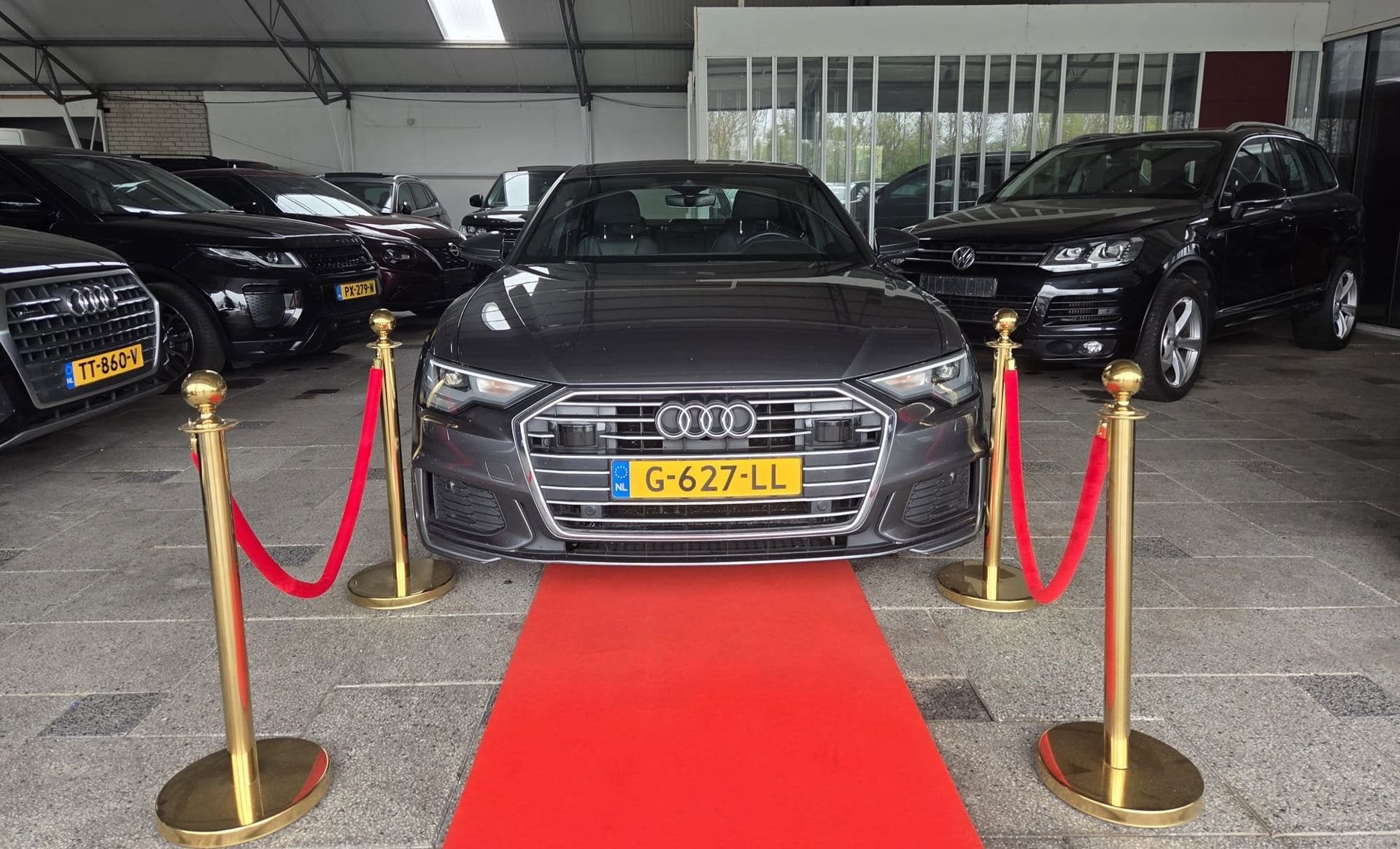 Audi A6 Limousine HYBRIDE QUATTRO 3XS-Line 40TDI, Auto's, Automaat, Gebruikt, Euro 6, 2000 kg