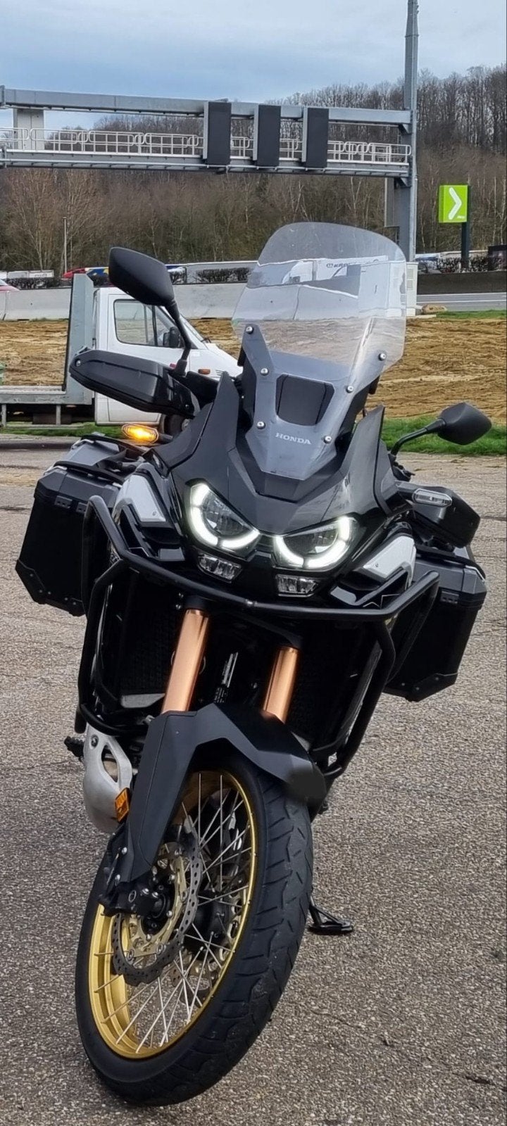 Honda Africa Twin CRF1100D4 AS ES - Aontuurlijke Toermotor, 2 cilinders, Motorrijbewijs A, Gebruikt, Meer dan 35 kW