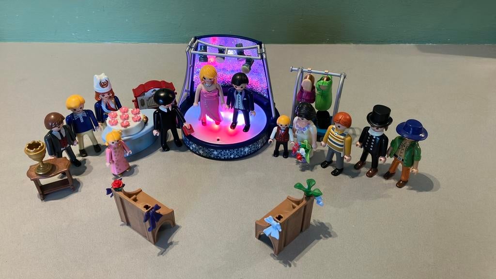 Bruiloft feest huwelijk disco poppetjes, Kinderen en Baby's, Ophalen of Verzenden, Zo goed als nieuw