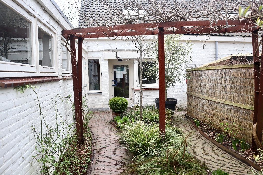 Te huur karakteristieke kantoorruimte Utrecht Zuilen, 35 m², Huur, Kantoorruimte