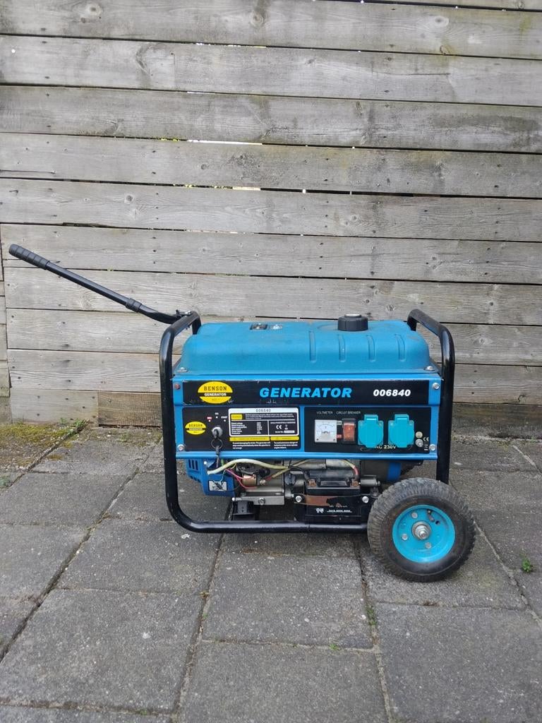 2 generators Benson parkside, Doe-het-zelf en Verbouw, Aggregaten, Gebruikt, Benzine, Minder dan 5 kVA, Ophalen of Verzenden