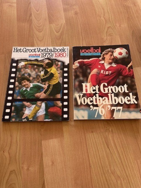 Het groot voetbalboek '79/'80, Boeken, Ophalen of Verzenden, Gelezen, Balsport