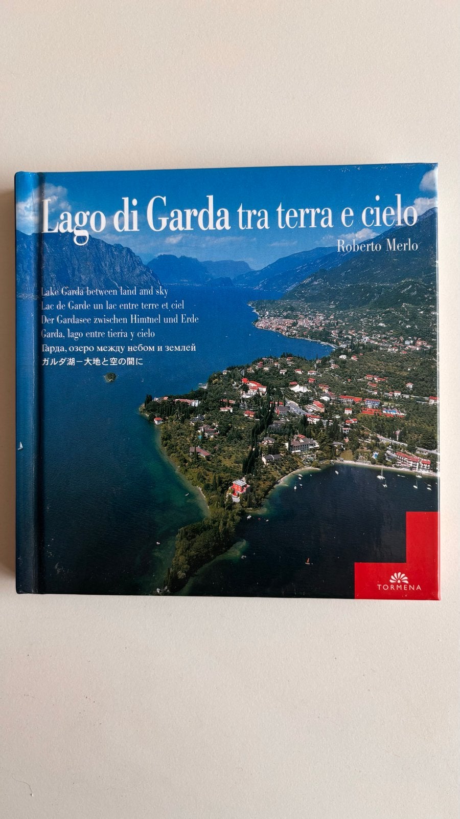 Lago di Garda tra terra e cielo - Roberto Merlo, Overige merken, Europa, Ophalen of Verzenden, Zo goed als nieuw