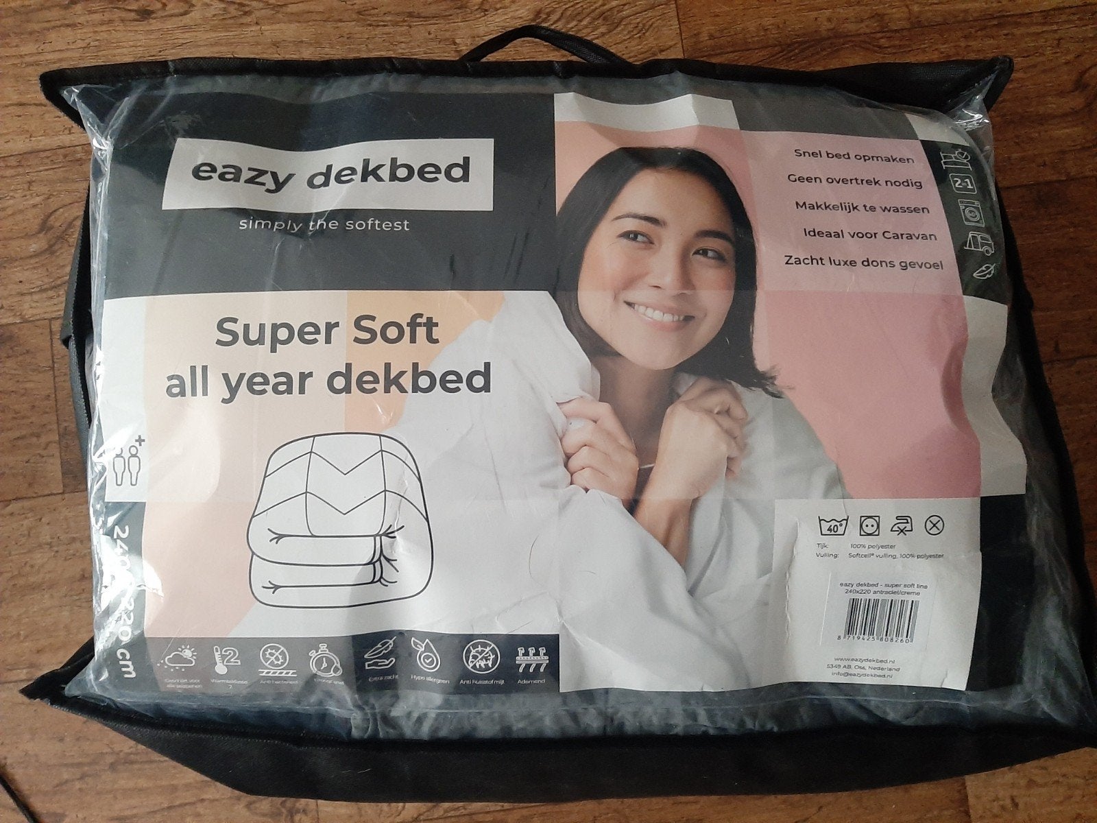 Eazy Dekbed 240x220 - Nooit gebruikt, Super Soft, Huis en Inrichting, Ophalen of Verzenden, Deken of Dekbed, Wasbaar, Nieuw