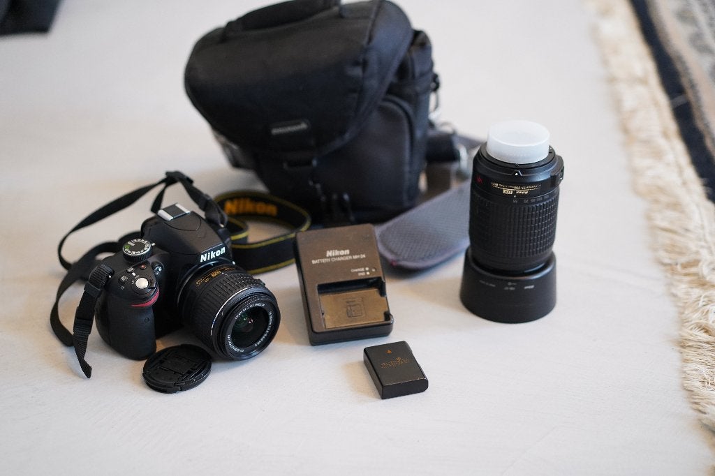 Nikon D3200 14-55 & 55-200 lens, Spiegelreflex, Ingebouwde flitser, Ophalen of Verzenden, Zo goed als nieuw