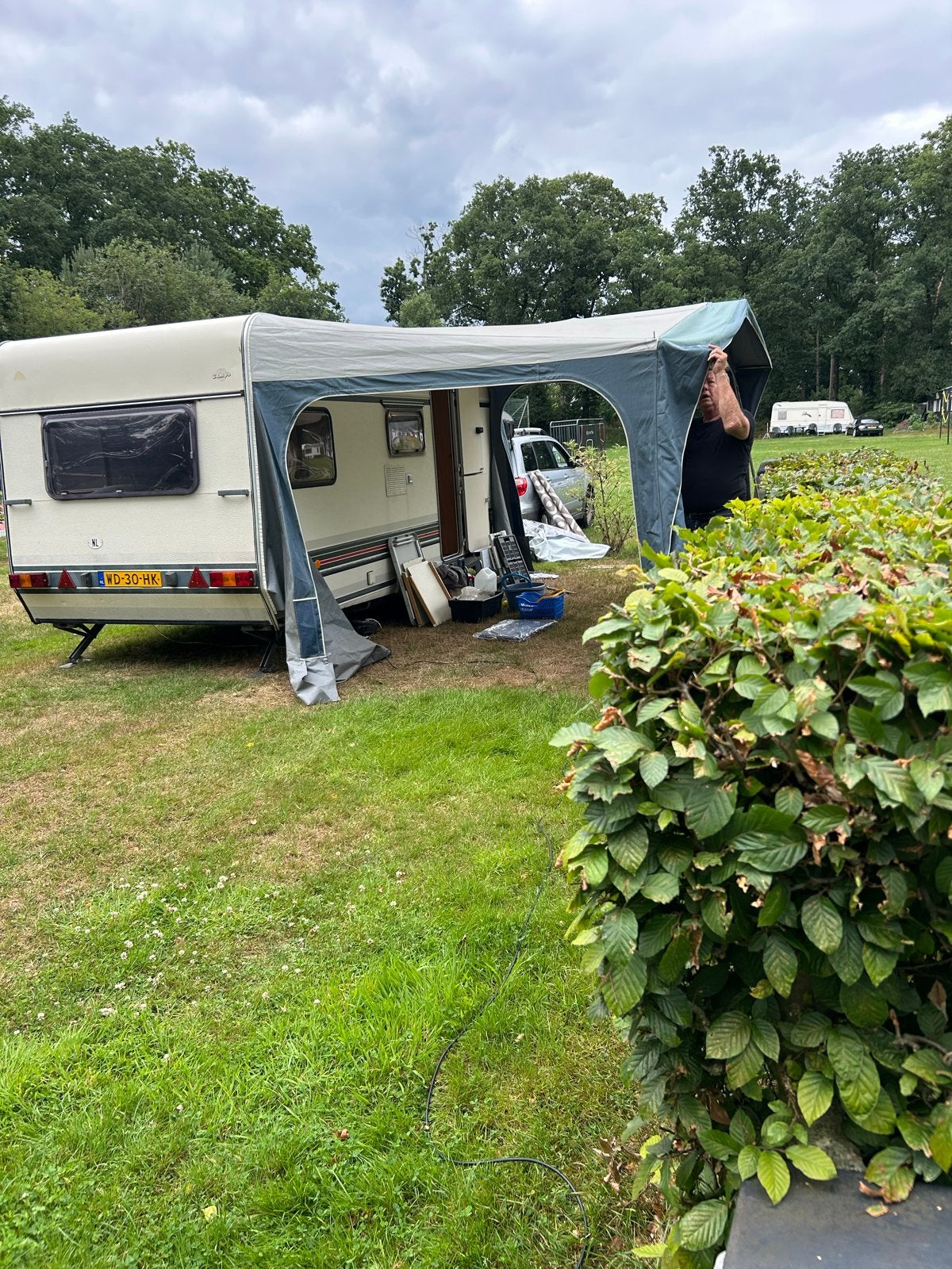 caravan met voortent, Caravans en Kamperen, Overige merken, Omvormbare zithoek, Treinzit, Particulier