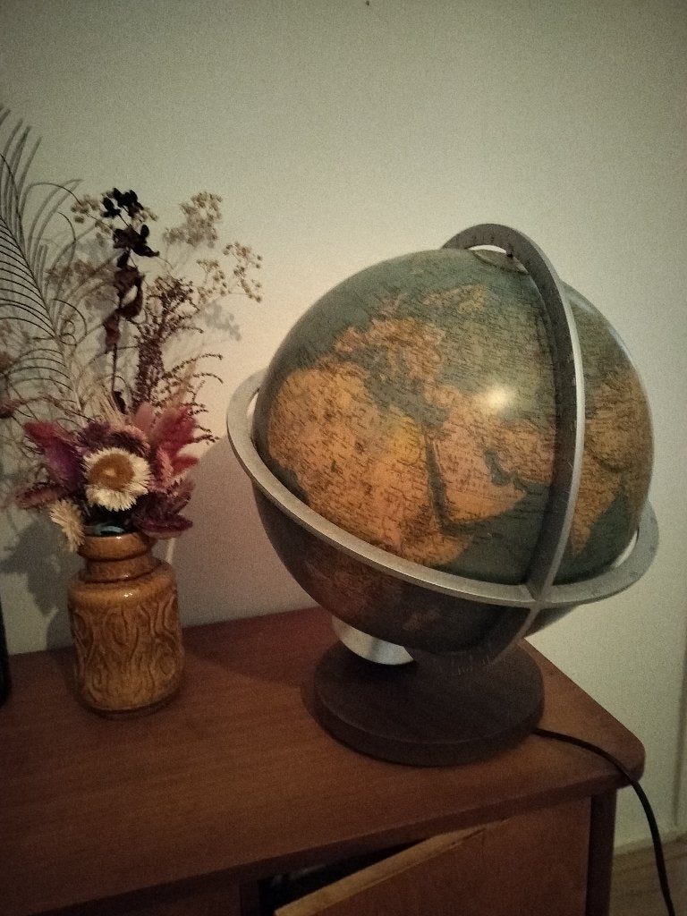 Globe Columbus Verlag Paul Oestergaard, Ophalen