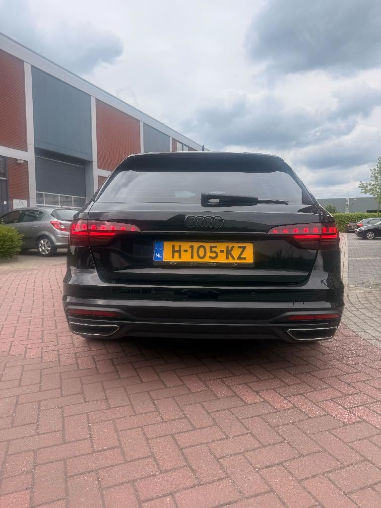 Audi A4 35 Tfsi 150pk S Tronic 2020 Black Edition, Zwart, 4 cilinders, 1984 cc, A4