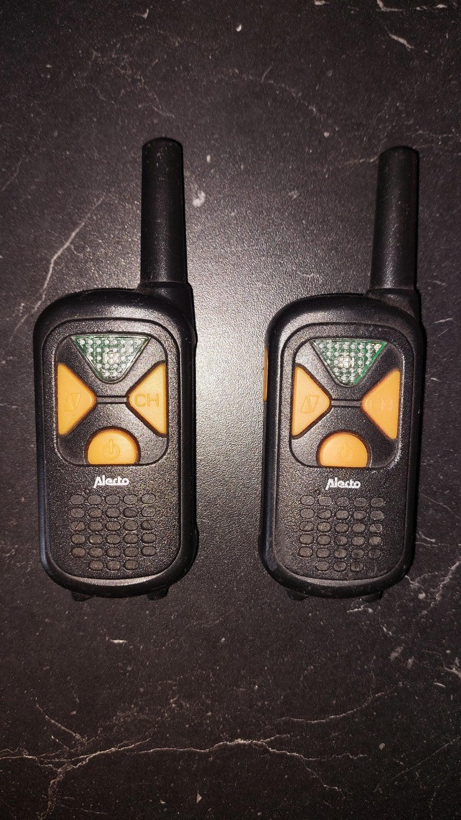 Alecto Walkie Talkie Set - Compact en Gebruiksvriendelijk, Ophalen, Gebruikt, Minder dan 2 km, Portofoon of Walkie-talkie