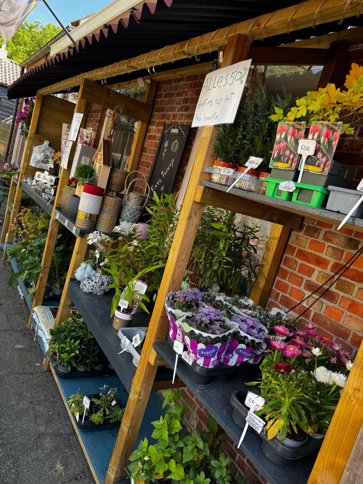 Houten kraam met dak voor buitenverkoop of decoratie, Ophalen, Gebruikt
