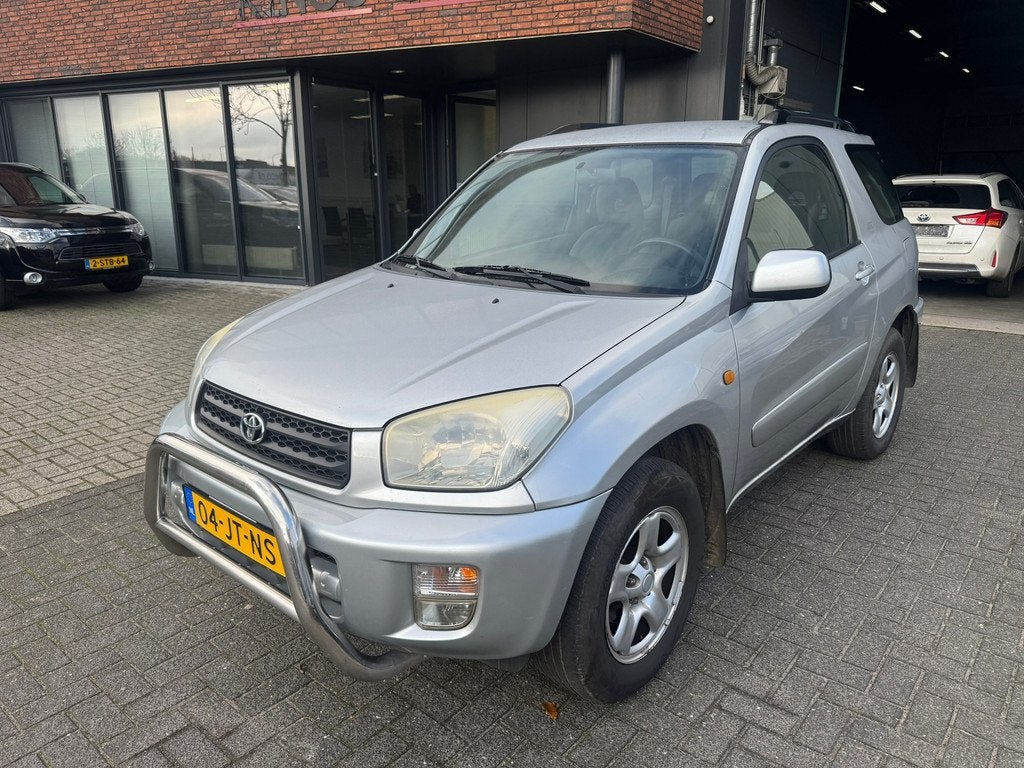 Toyota RAV4 1.8-16V VVT-i Luna AIRCO CRUISE PARKEERSENSOREN, Auto's, Toyota, Voorwielaandrijving, Gebruikt, 4 cilinders, Bedrijf