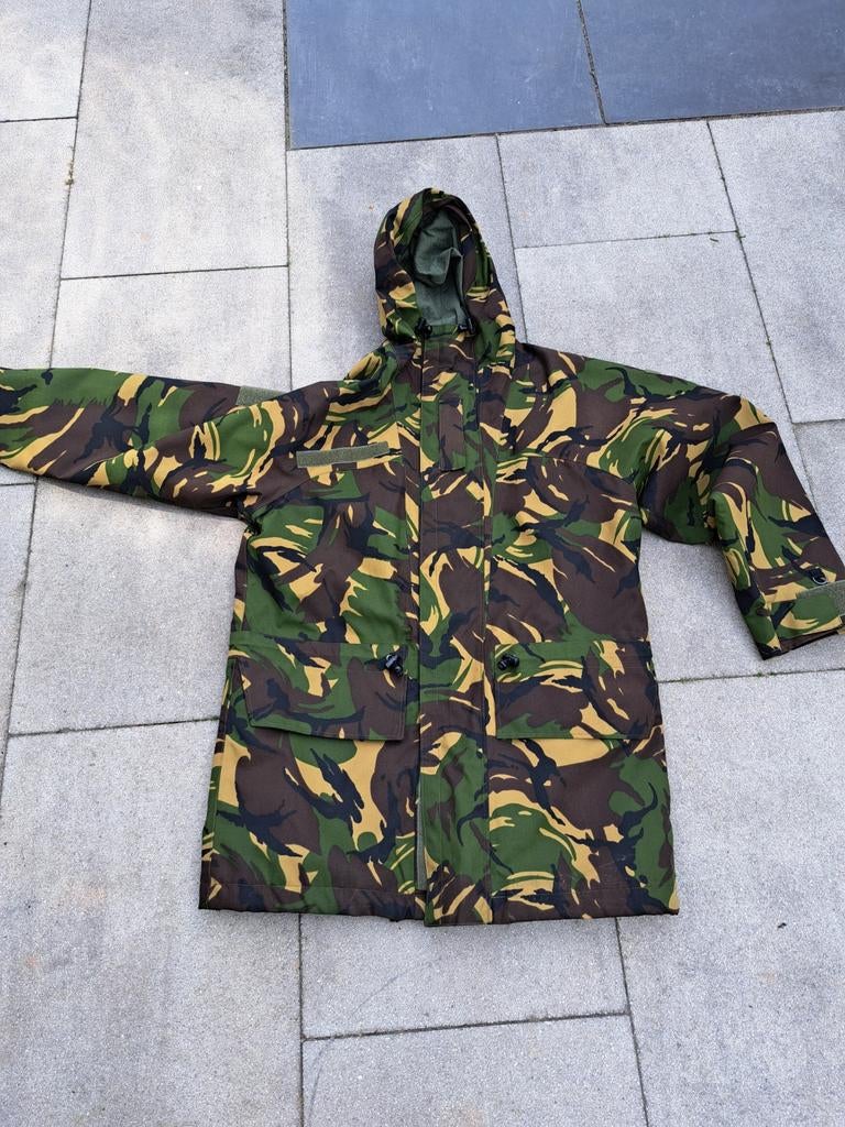 Camouflage jas met capuchon - Maat L, Ophalen of Verzenden