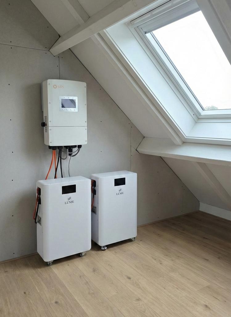 Thuisbatterij 16kWh + 10 KW omvormer + installatie, Computers en Software, Accu's en Batterijen, Nieuw, Ophalen of Verzenden, LUME