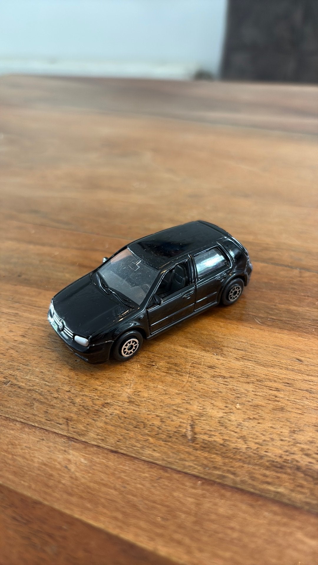 Welly volkswagen golf 4, Ophalen of Verzenden, Zo goed als nieuw, Auto
