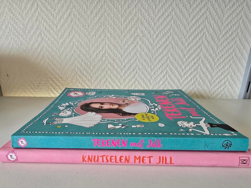Twee boeken: Tekenen met Jill en Knutselen met Jill, Ophalen of Verzenden