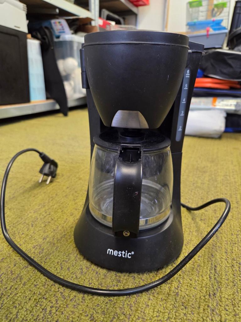 Mestic Koffiezetapparaat 6 Kopjes - Ideaal voor Camping, Witgoed en Apparatuur, Koffiezetapparaten, Gebruikt, Koffiemachine, Gemalen koffie