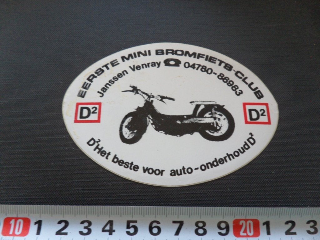 sticker eerste mini bromfiets club janssen venray D2, Ophalen of Verzenden, Zo goed als nieuw