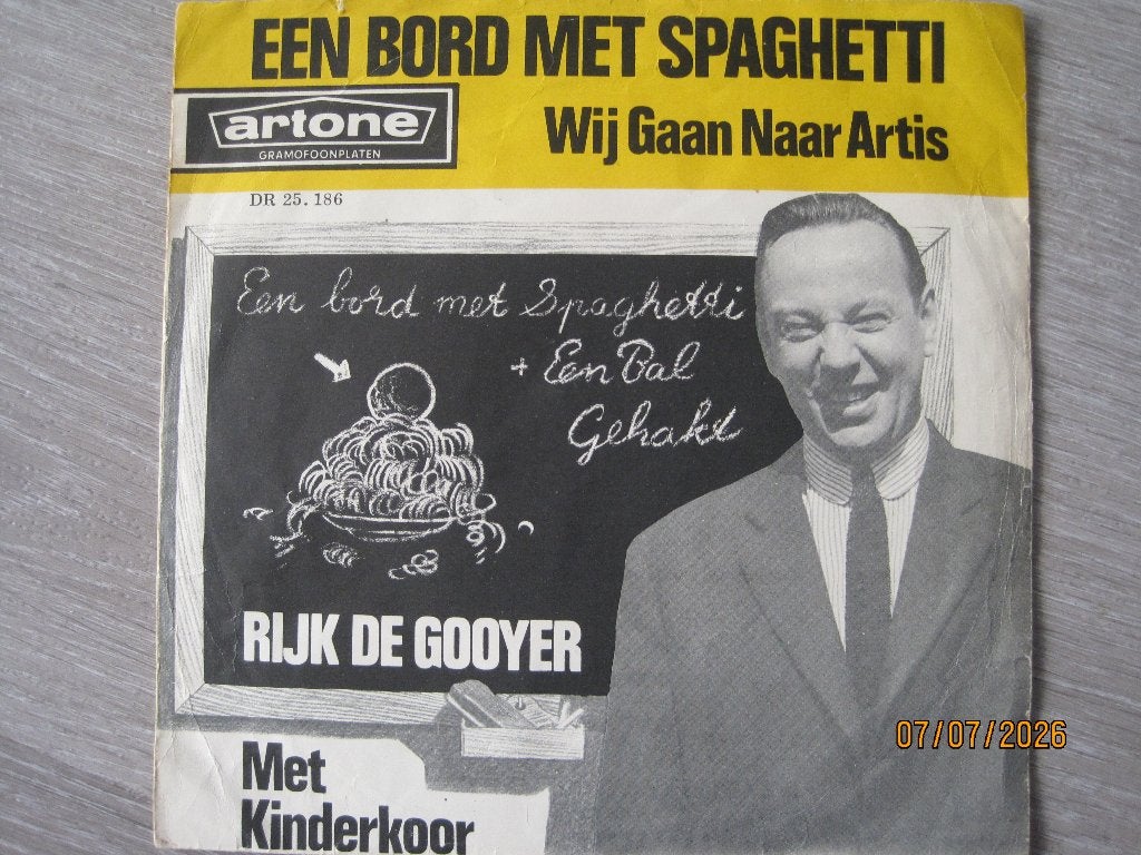Rijk De Gooyer   -   Een bord met spaghetti, Gebruikt, Fotohoes, 7 inch, Ophalen of Verzenden