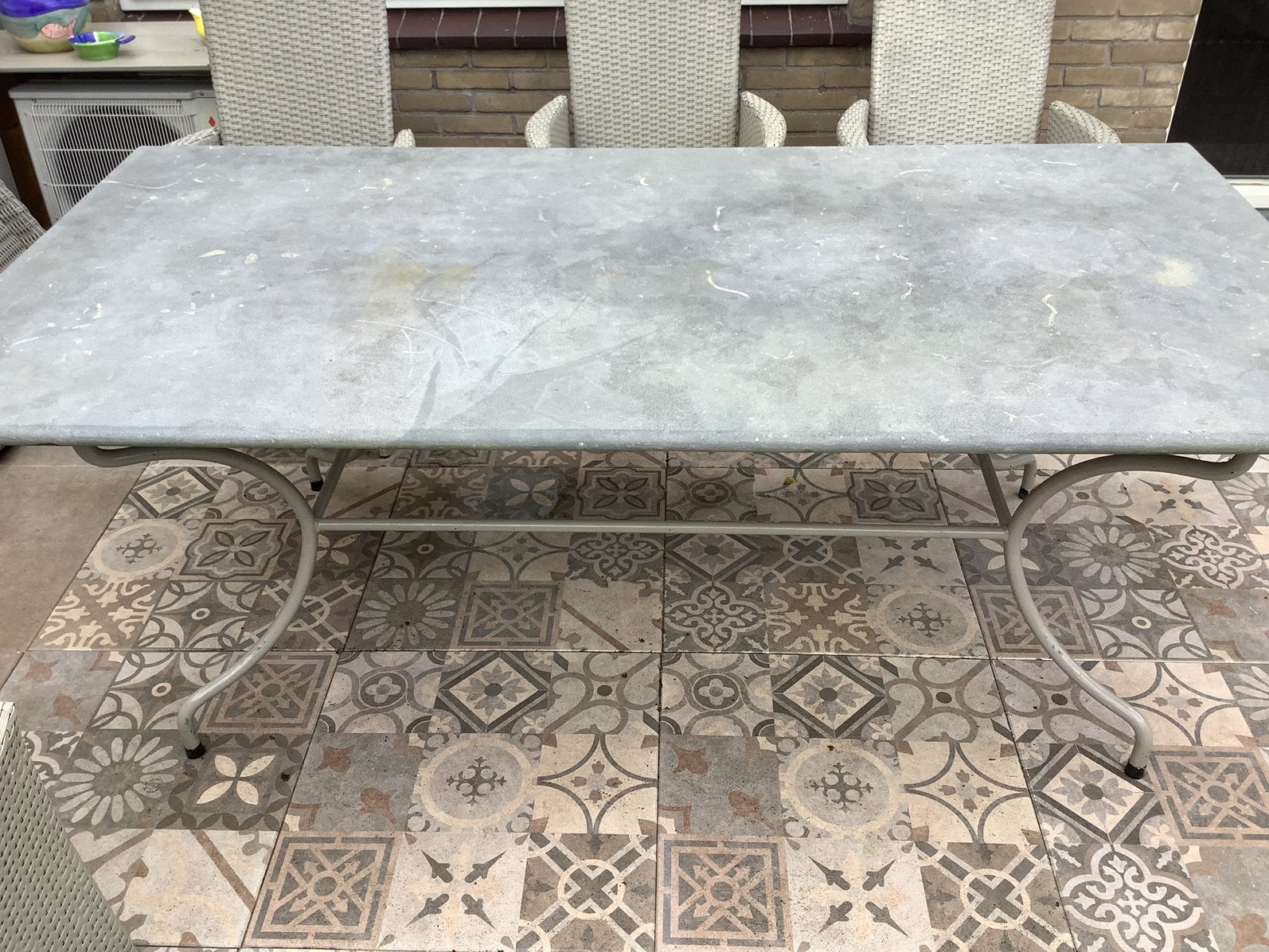 Belgisch hardstenen tafel met 6 stoelen en kussens, Tuin en Terras, Ophalen, Gebruikt, Rechthoekig, Overige materialen