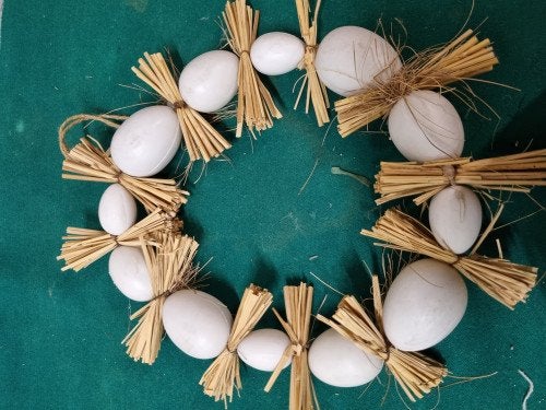 krans, van eieren en riet,, Diversen, Kerst, Ophalen of Verzenden, 'T Olde Gre-j, Info@toldegrej.nl, Endepoelstraat 20f Didam