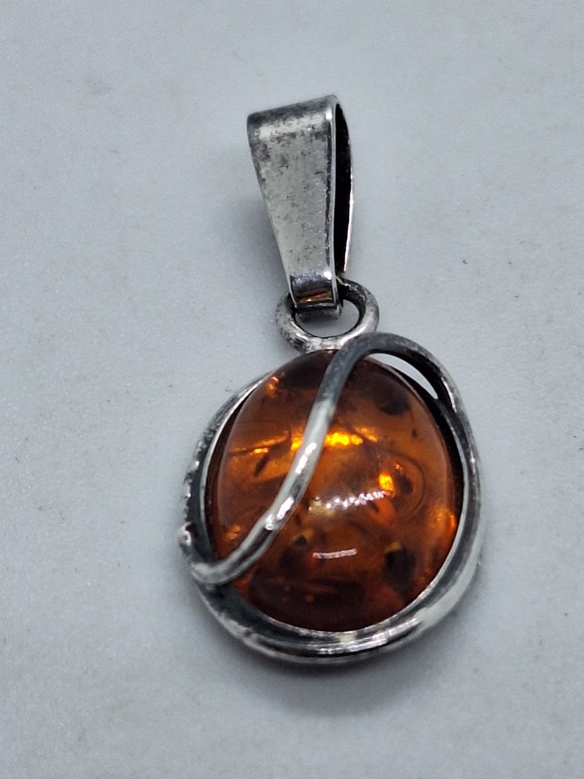 Zilveren Hanger met Barnsteen - Ruim 3 cm, Ophalen of Verzenden, Zilver, Hanger, Met edelsteen