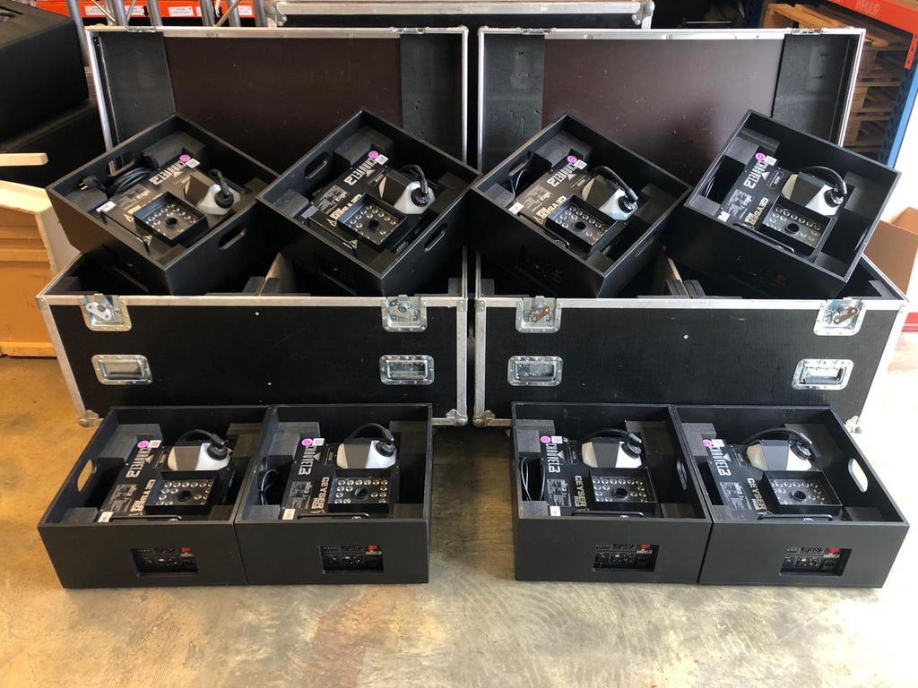 8x Chauvet DJ Geyser RGB met flightcases, Muziek en Instrumenten, Licht en Laser, Ophalen, Gebruikt, Rookmachine, Kleur