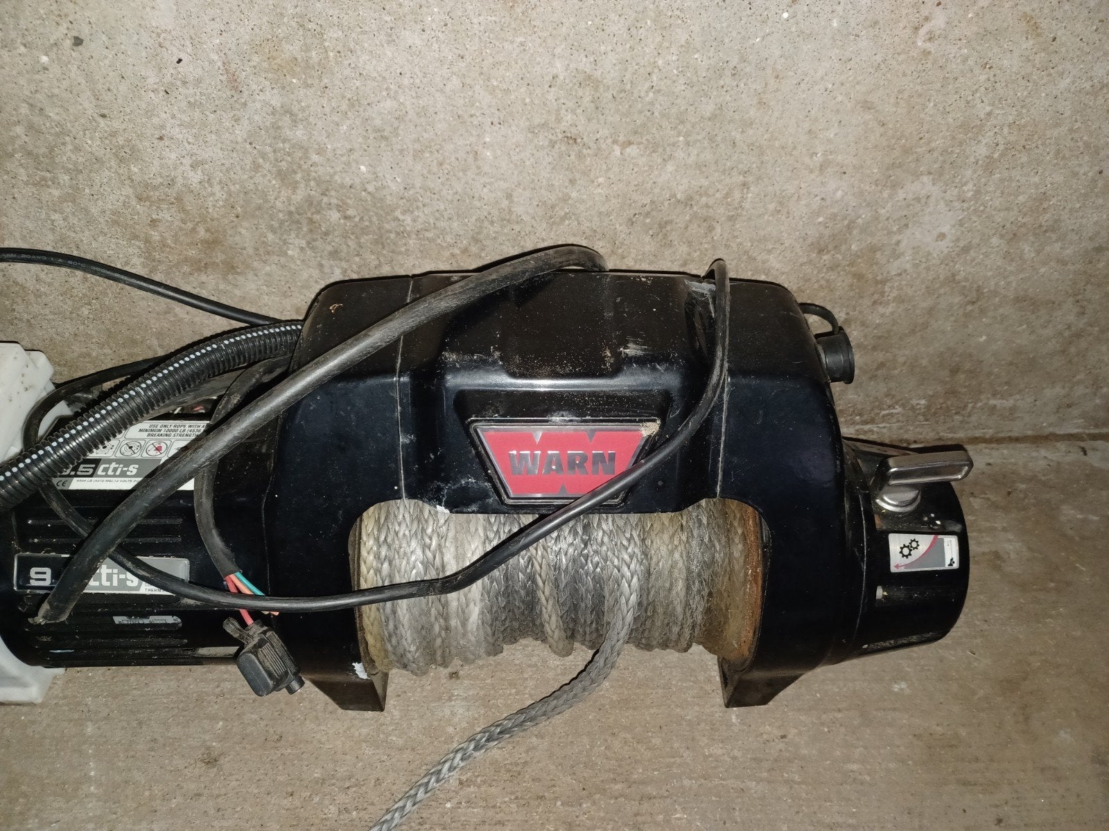 WARN 9.5cti-s Lier met Synthetisch Touw en Afstandsbediening, Ophalen