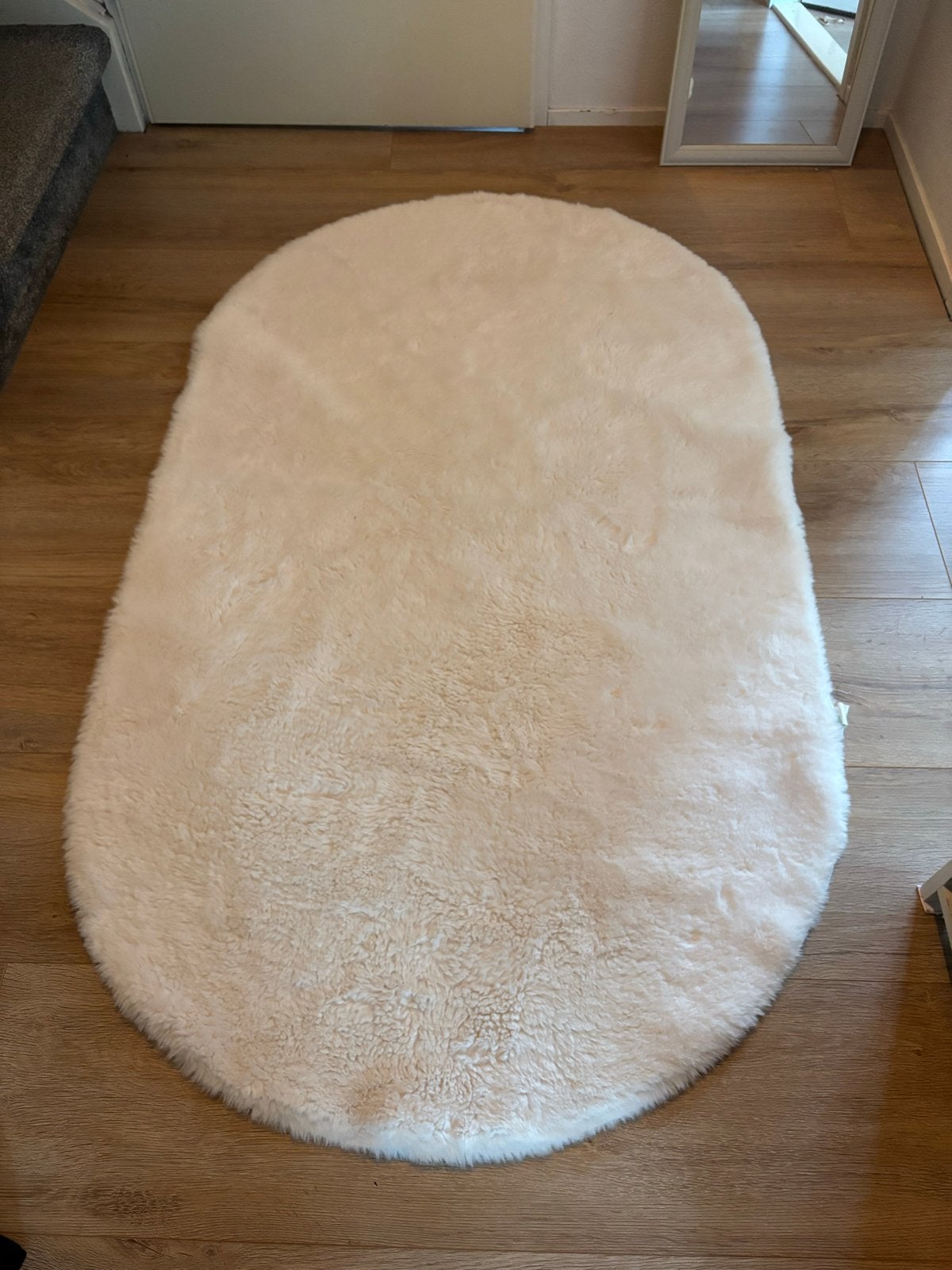 Nieuw zacht vloerkleed - Crème/Wit - Ovaal, 100 tot 150 cm, Nieuw, Crème, Ovaal