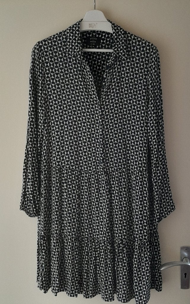 Silvercreek zwart/witte jurk - maat 34, Silver Creek, Zwart, Ophalen of Verzenden, Zo goed als nieuw