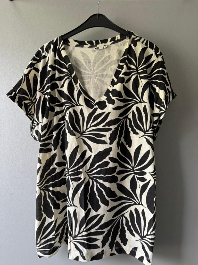 T shirt, WE fashion, maat 48, Kleding | Dames, Wit, Maat 46/48 (XL) of groter, Ophalen of Verzenden, Zo goed als nieuw